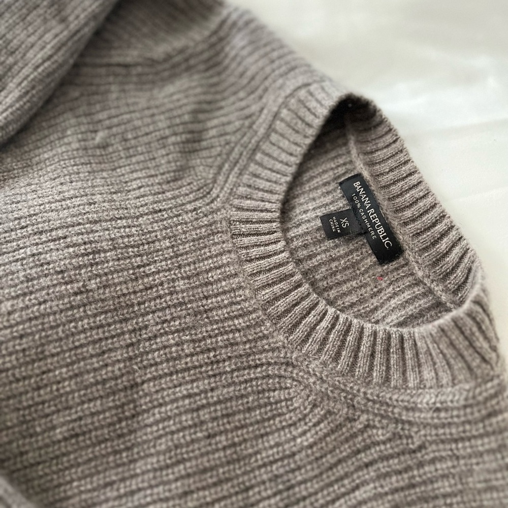 Ribbed Cashmere Sweater